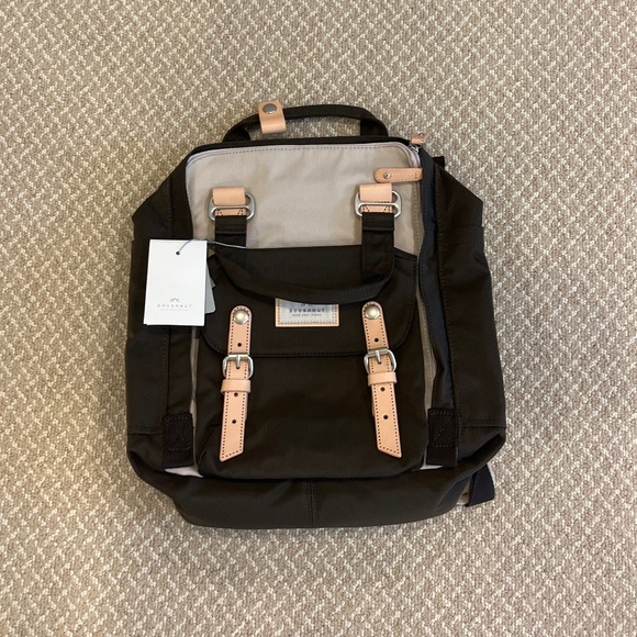 Macaroon Backpack - Picture 1 of 4